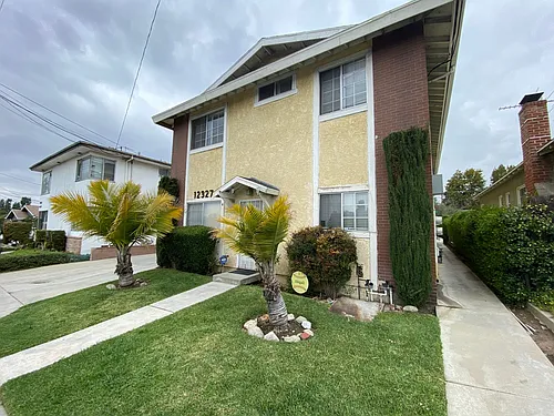 Beverly Photo 1