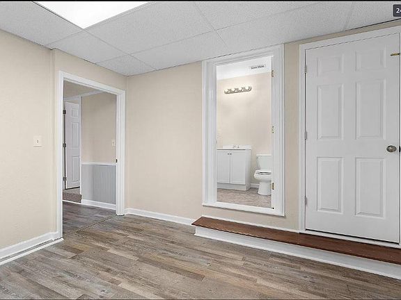3rd image of 232 Jarnigan Ave #Basement