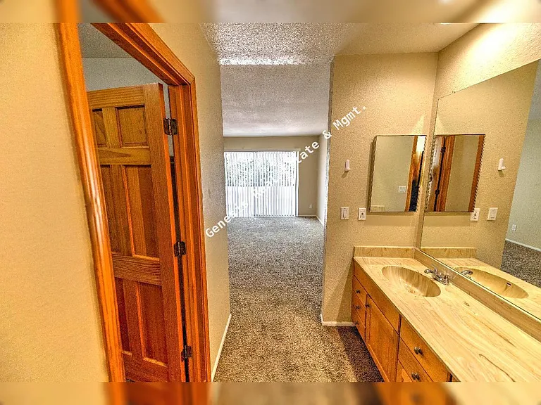 4741 E Calle Elegante — Photo 20