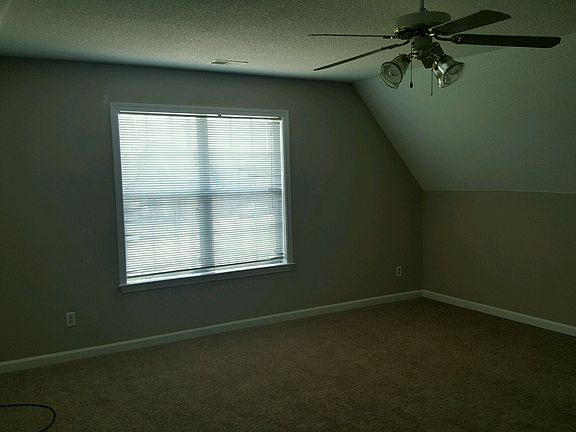 4th image of 8369 Whispering Elm Dr
