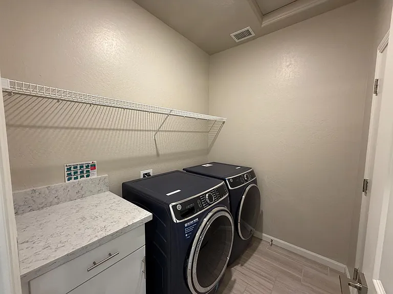 660 Atlantica Dr S — Photo 18