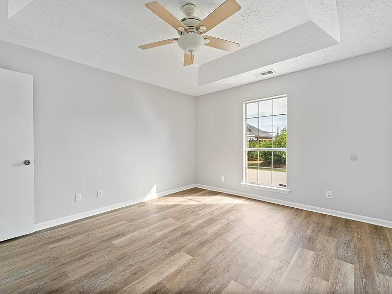104 Forestay Ct — Photo 12