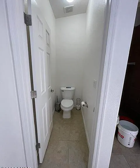 2875 Arabian Dr — Photo 34