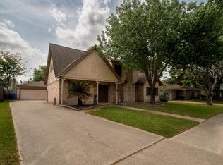 6907 River Mill Dr, Spring, TX 77379