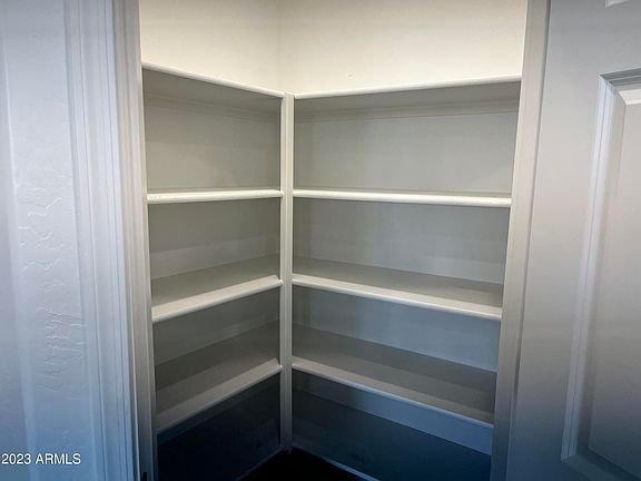4th image of 5612 W LODGE Drive