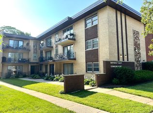 10425 S Hale Ave APT 3A, Chicago, IL 60643