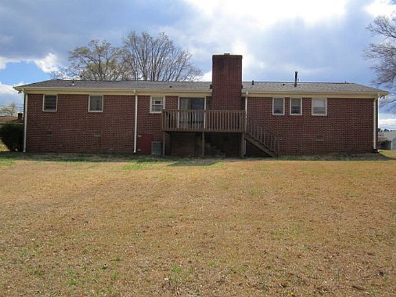2nd image of 1117 Cornelia Cir