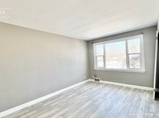 372 Kingsdale Ave #1, Oshawa, ON L1G 5H5