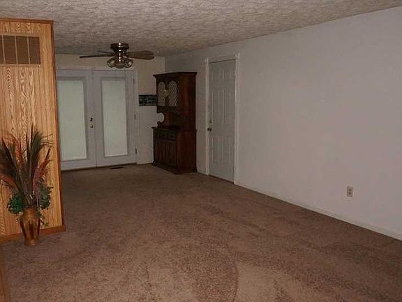 4th image of 6133 Granner Dr