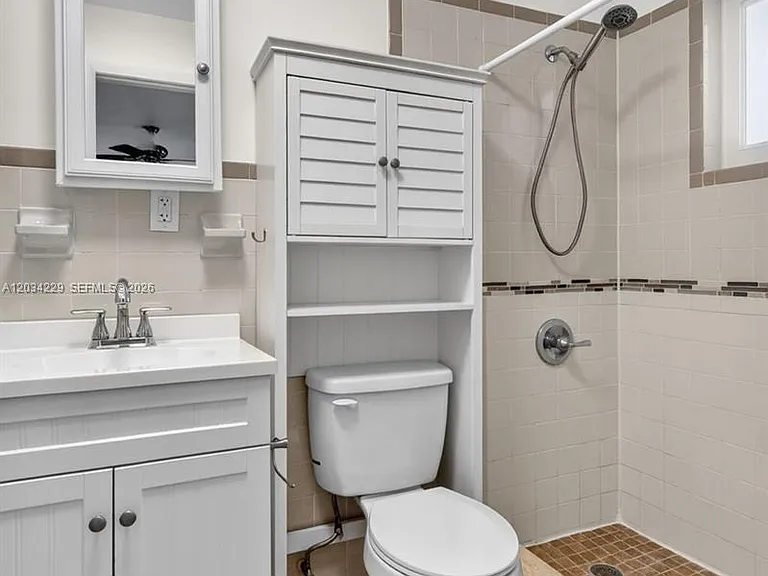 17001 NW 53rd Ct — Photo 33