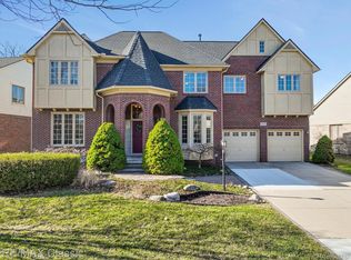 41547 Burroughs Ave, Novi, MI
