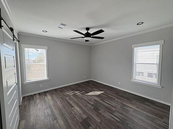 4th image of 1022 Davy Jones Dr #1032