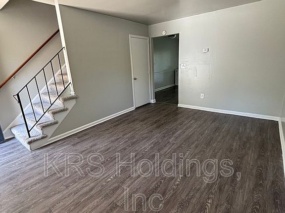 2nd image of 2822 Goolsby Ct N