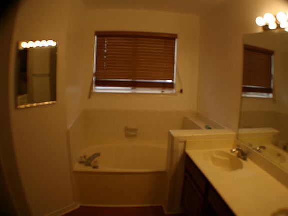 4th image of 14819 Willow Hearth Dr
