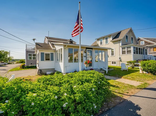 53 Church Street, Wells, ME 04090