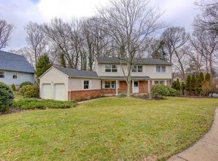 5 Carlton Ct, East Brunswick, NJ 08816