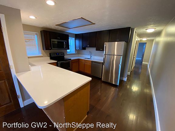 4th image of 40-42 Chittenden Ave #6034652