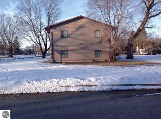 1008 W Lyons St, Mt Pleasant, MI 48858