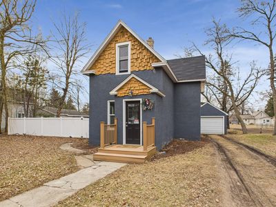 208 7th St SE, Little Falls, MN, 56345