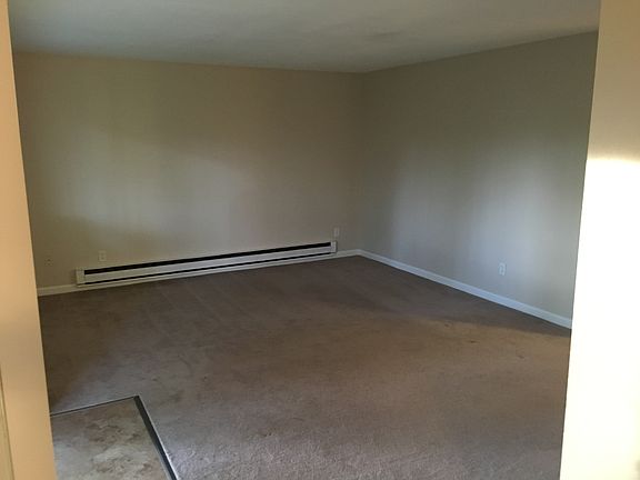 2nd image of 6118 Kenwood Dr
