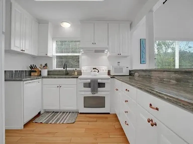 711 Poker Flat Rd — Photo 5