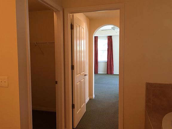 2nd image of 5117 Melbourne St Unit 4301