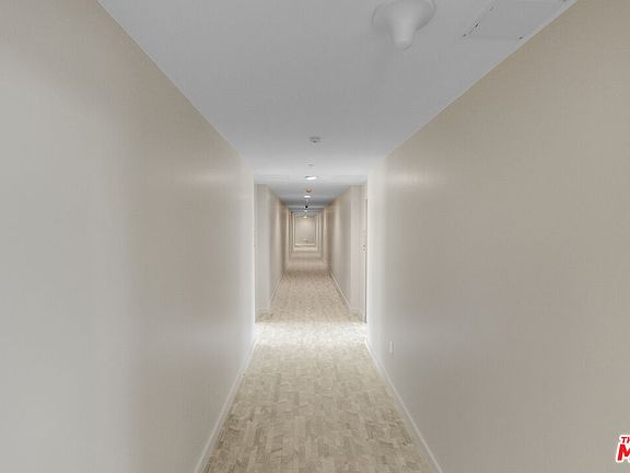 4th image of 1825 N New Hampshire Ave #201
