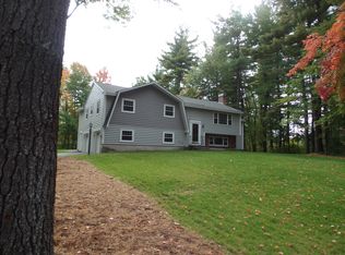 15 King Richard Dr, Londonderry, NH 03053