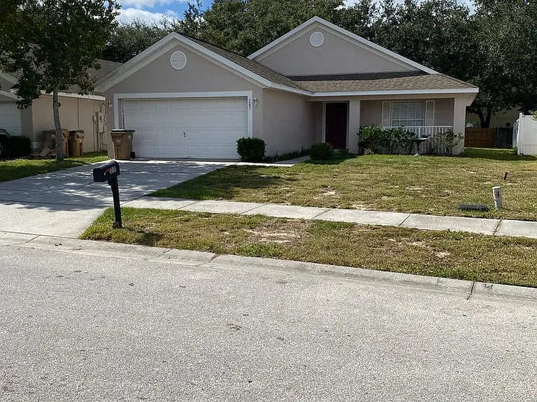 1201 Cedarwood Way — Photo 1