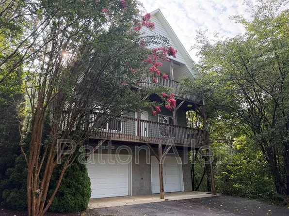 59 Kelly Fields Dr, Alexander, NC 28701