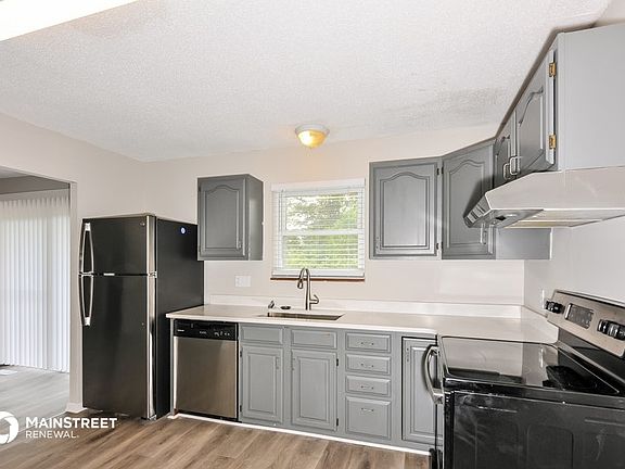 5th image of 1390 Leisure Dr