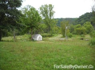 S7954 Church Rd, Viola, WI 54664