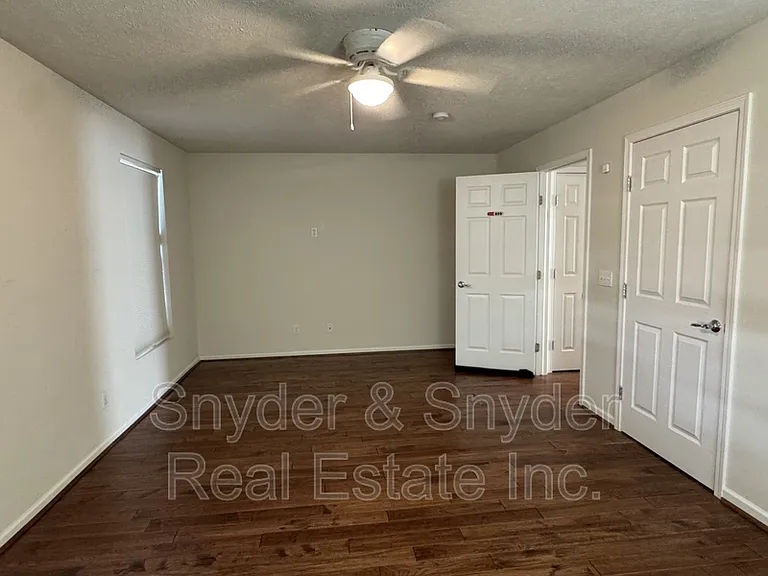 393 Caleb Dr #1 — Photo 22