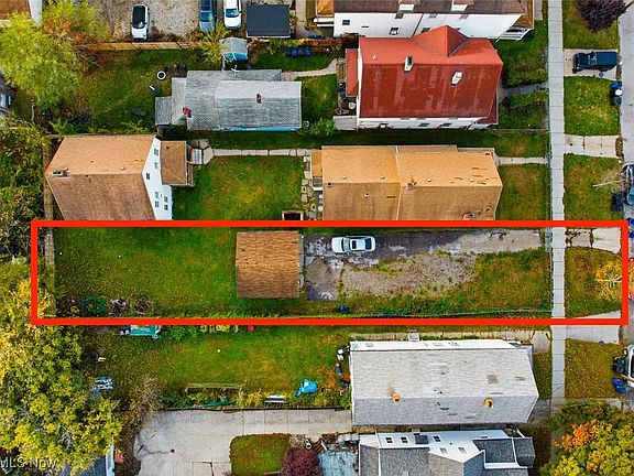 2nd image of 2137 W 11th St