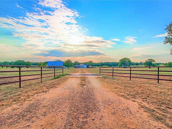 2nd image of 1075 Private Road 3264