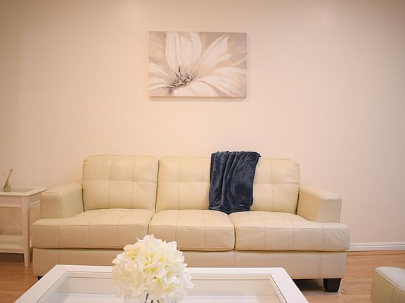 4th image of 1837 Glendon Ave APT 7