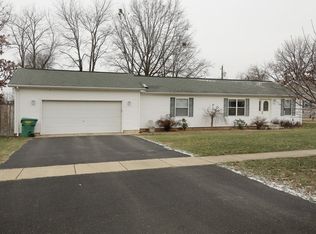 1106 Blossom Dr, Three Rivers, MI 49093