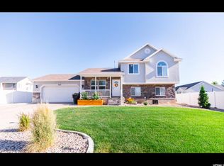 2621 W 1360 N, Clinton, UT 84015