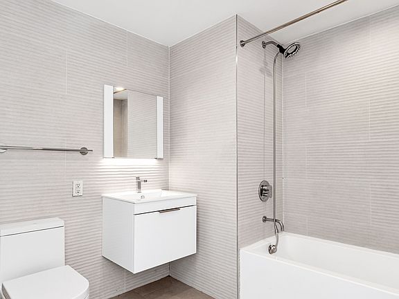 4th image of 531 W 159th St #4B
