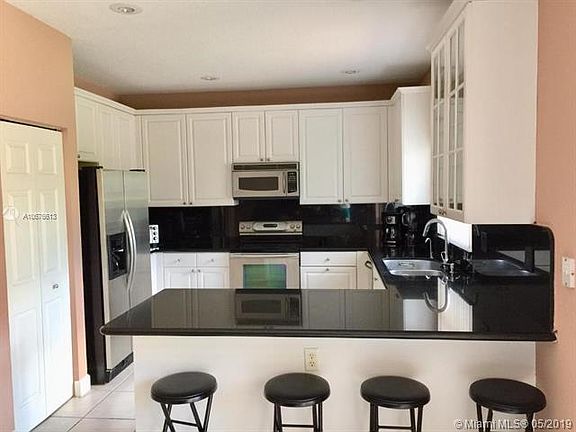 3rd image of 10753 NW 69th Ter