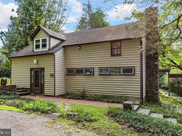 6615 Chapel Rd, New Hope, PA 18938