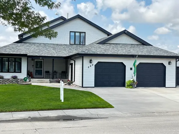 262 Hillcrest Dr, Torrington, WY 82240