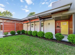 9400 Spring Branch Dr, Houston, TX 77080