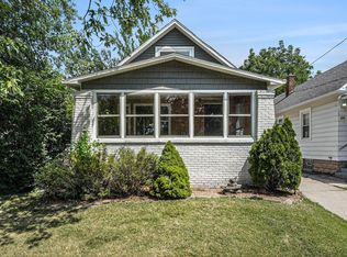 237 Elmwood St NE, Grand Rapids, MI 49505