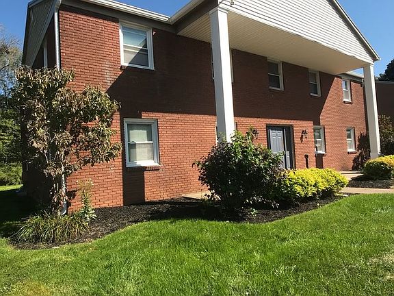 2nd image of 146 State Route 104 APT 3A
