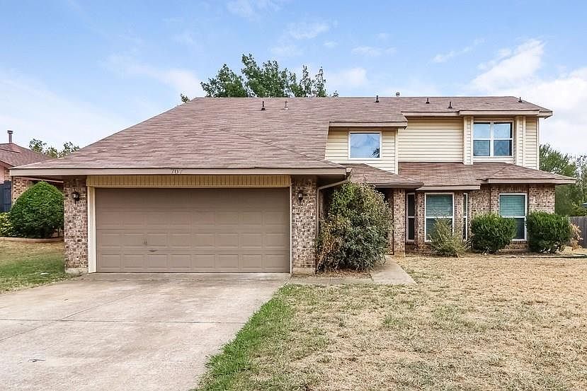 1st image of 707 Dunaway Dr