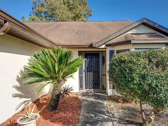 3rd image of 26620 Cayman Dr