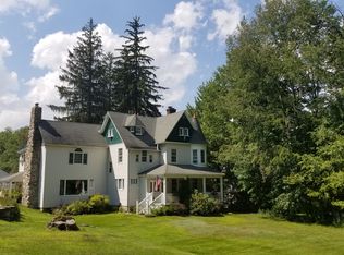 104 Park Ln, Elmhurst Township, PA 18444