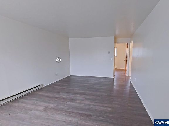 4th image of 335 28th Ave SE