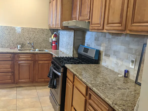 50 High St, Jersey City, NJ 07306